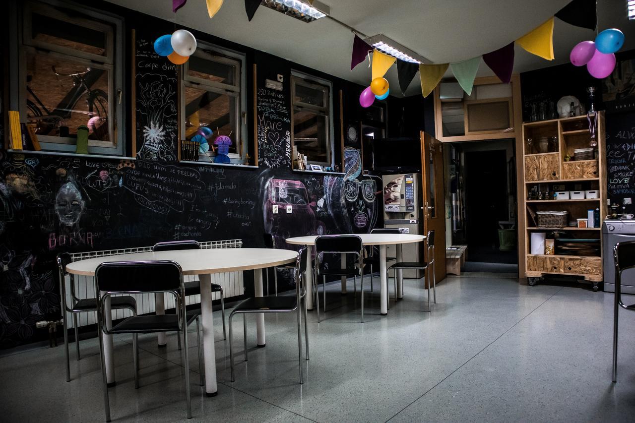 Hostel Samobor Extérieur photo