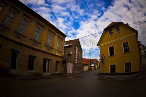 Hostel Samobor Extérieur photo